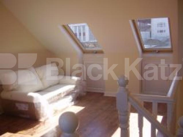 			2 Bedroom, 1 bath, 1 reception Flat			 Gillespie Road, HIGHBURY N5